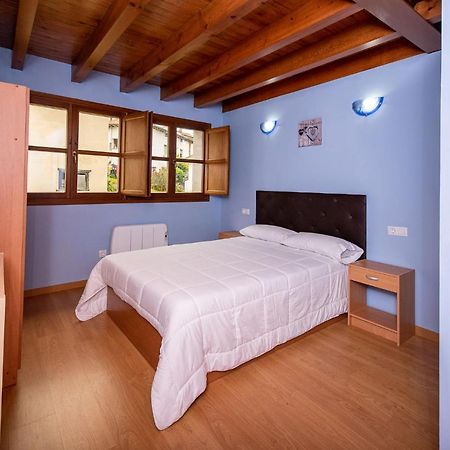 Casa Marivi Hotel Niembro Bagian luar foto