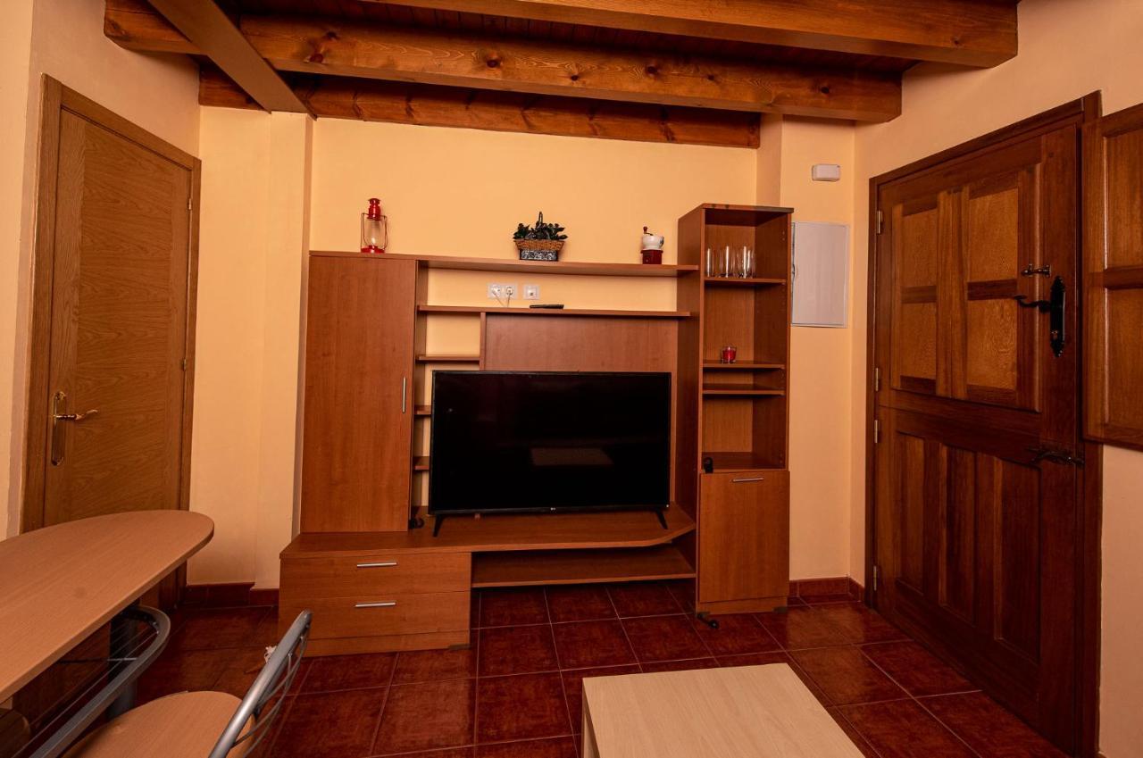 Casa Marivi Hotel Niembro Bagian luar foto