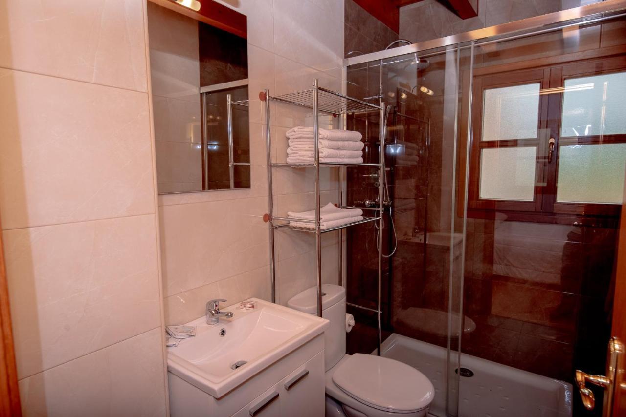 Casa Marivi Hotel Niembro Bagian luar foto