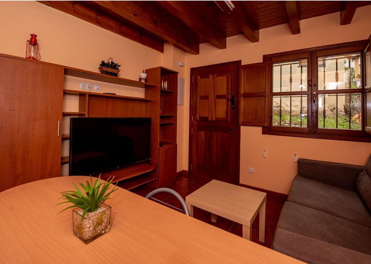 Casa Marivi Hotel Niembro Bagian luar foto