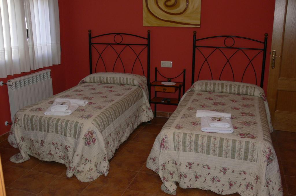 Casa Marivi Hotel Niembro Ruang foto